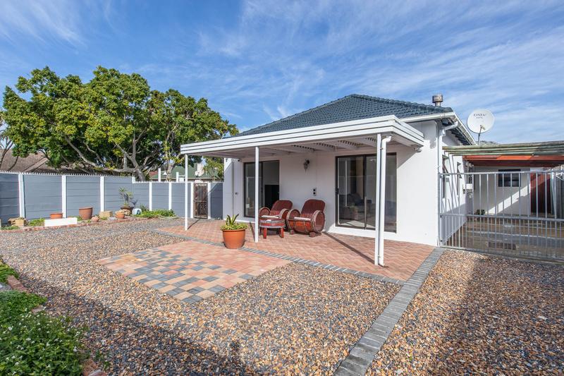 To Let 3 Bedroom Property for Rent in Plumstead Western Cape